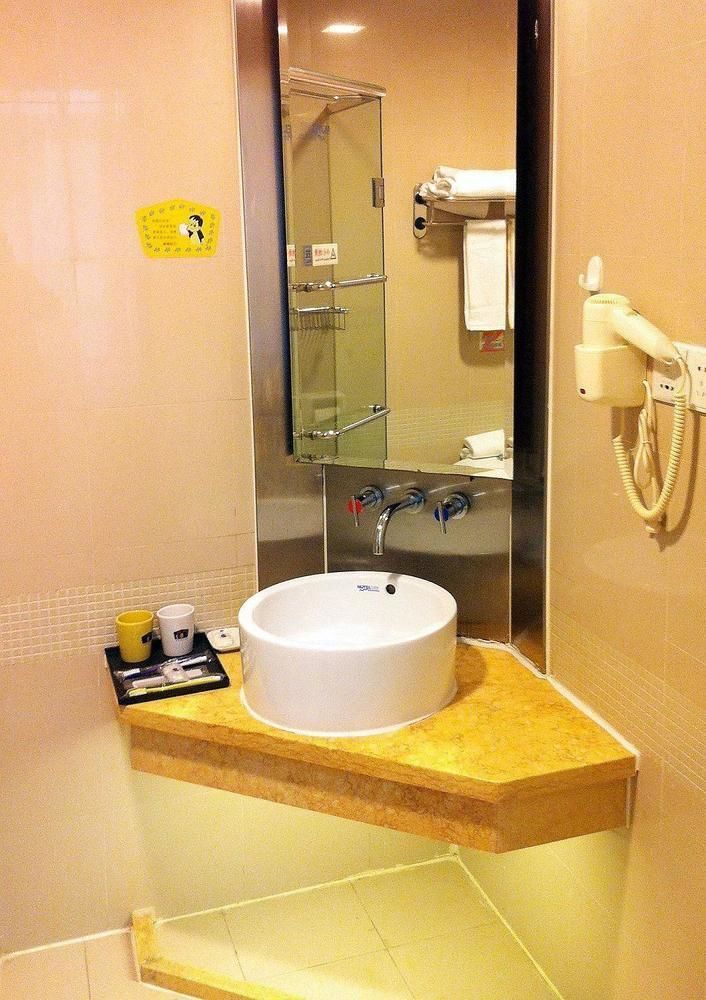 Home Inn Hotel Guiyang Fushui Middle Road Exterior foto
