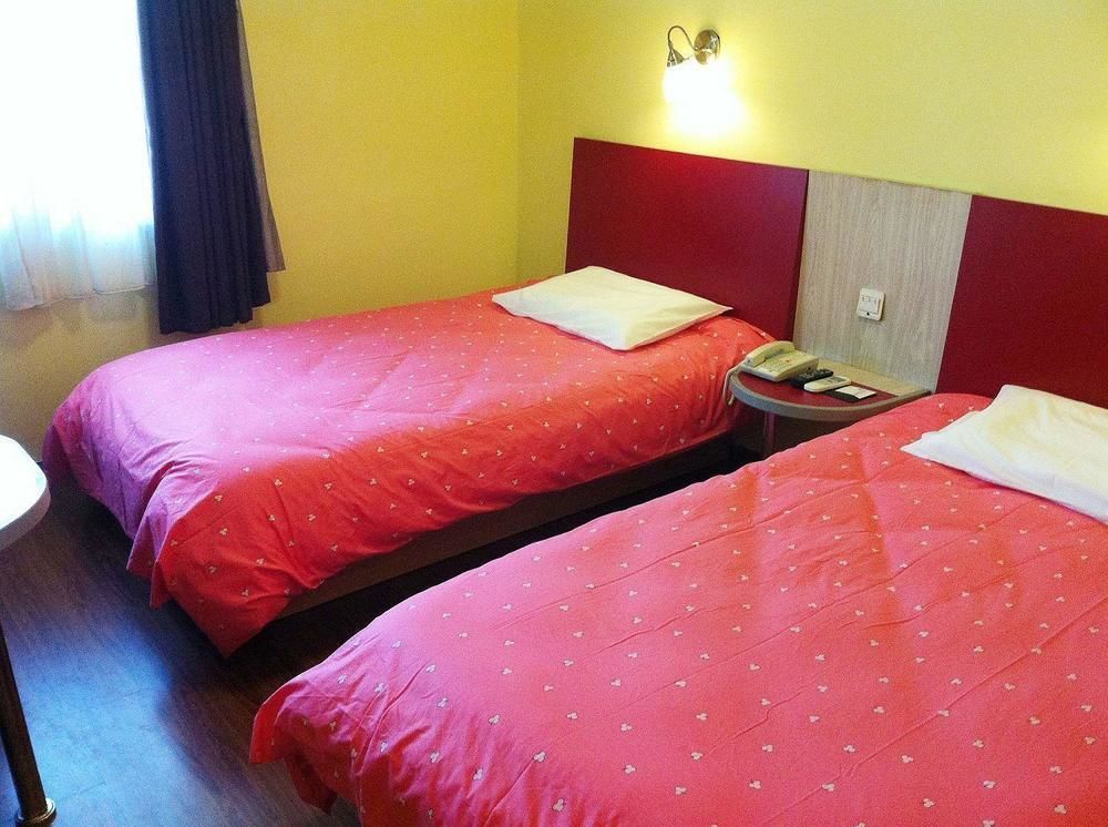 Home Inn Hotel Guiyang Fushui Middle Road Exterior foto